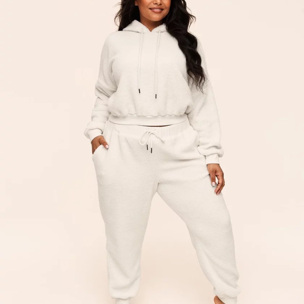 Cozy White Hoodie and Jogger Set